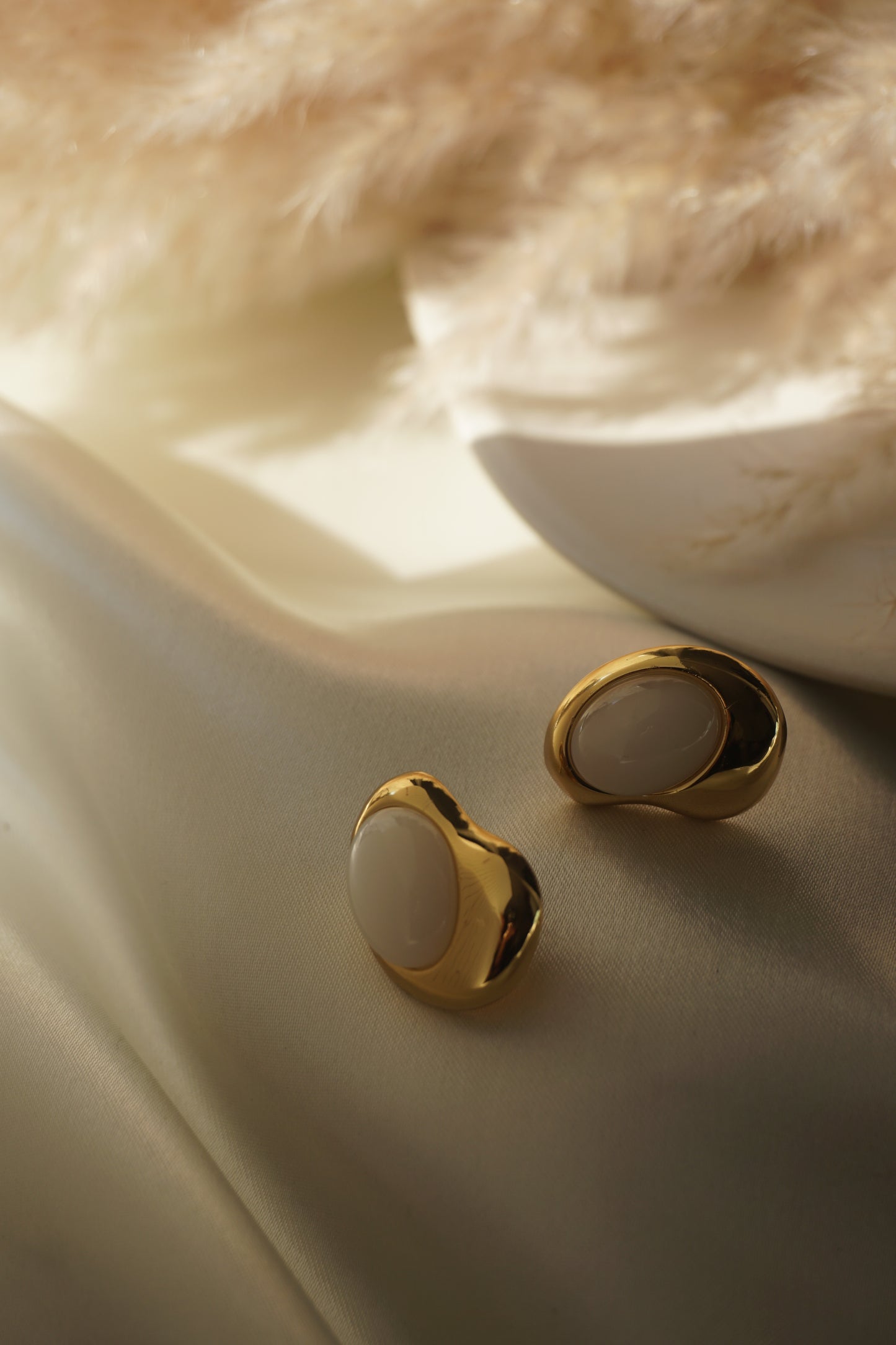 Clam Studs