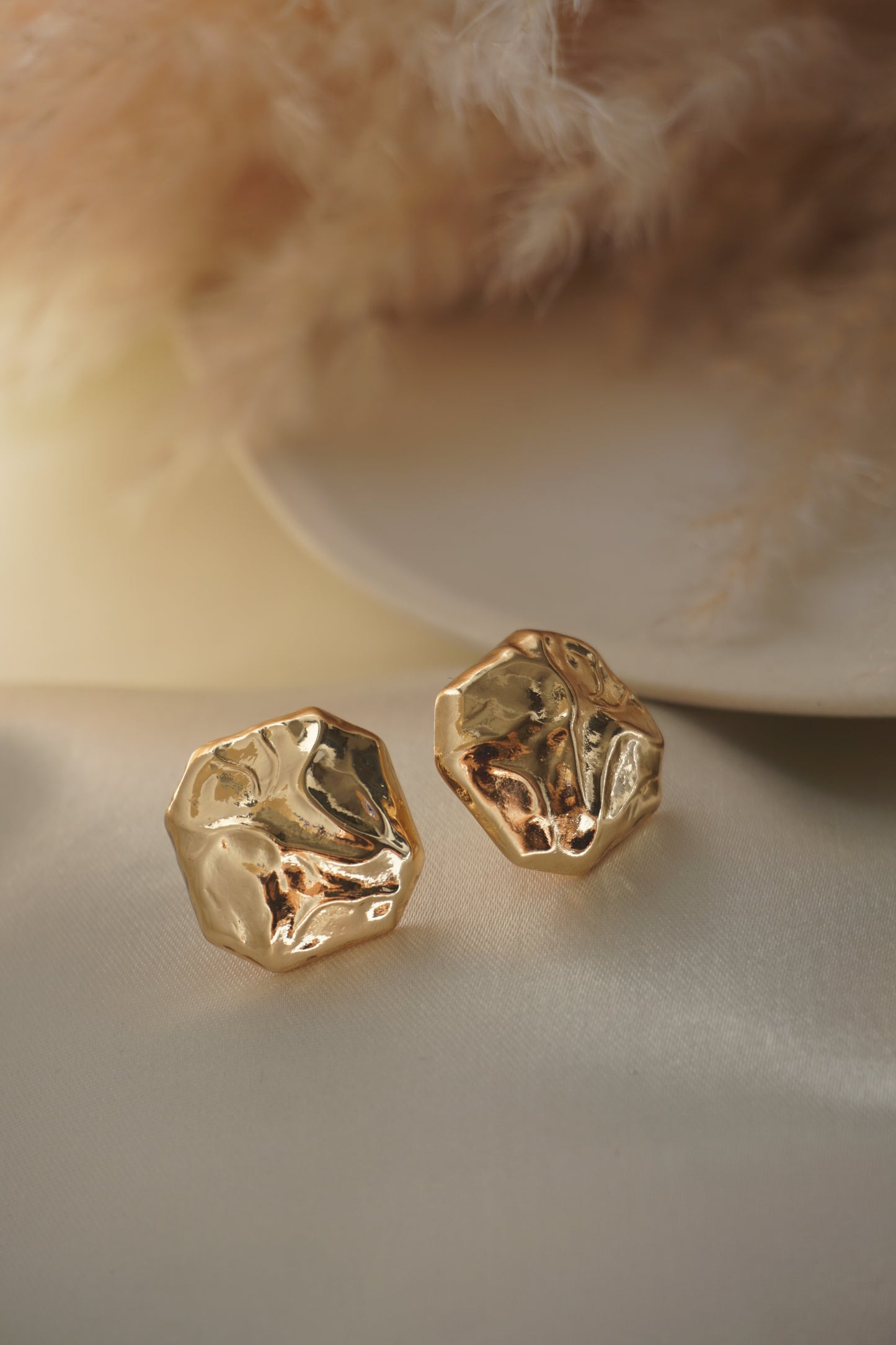 Elysia Studs